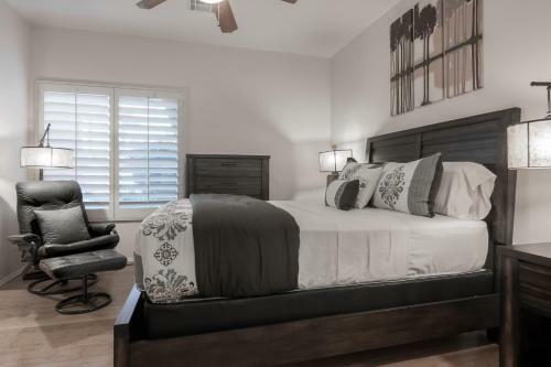 La Quinta Tennis Escape Home