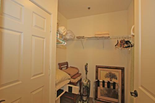 1 Bedroom Condominium In La Quinta, Ca (#clr105)