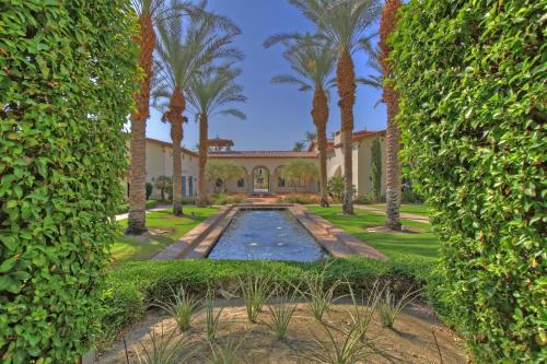 Studio Villa In La Quinta, Ca (#lv023)