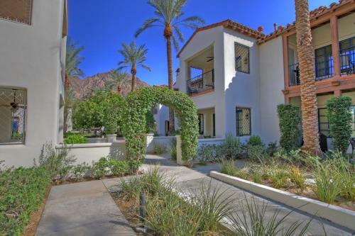 Studio Villa In La Quinta, Ca (#lv023)