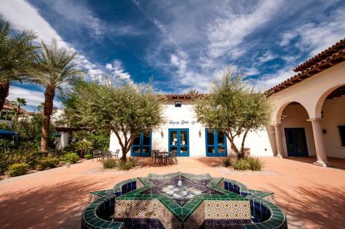 Studio Villa In La Quinta, Ca (#lv014)