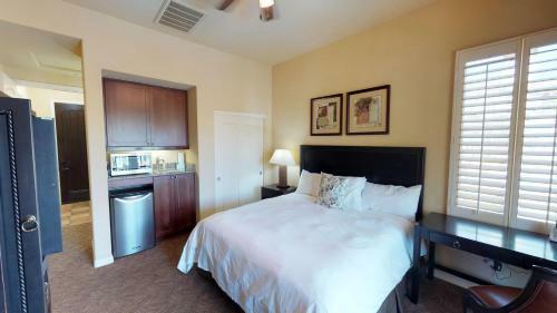 Studio Villa In La Quinta, Ca (#lv014)