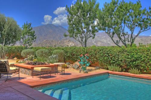La Quinta House #156 Home