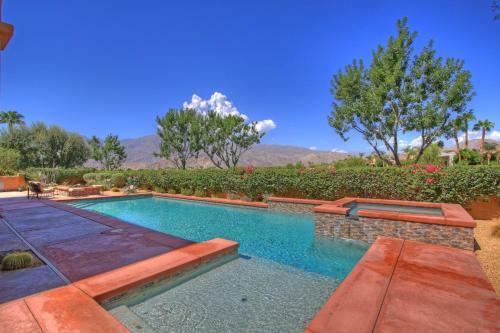 La Quinta House #156 Home