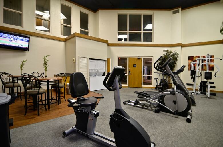 Greenstay Hotel And Suites
