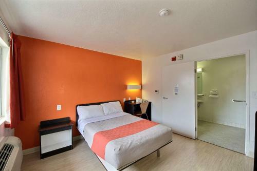 Hotel Motel 6 San Marcos