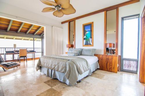 Bay Villa 35b3 Gold Ocean Front
