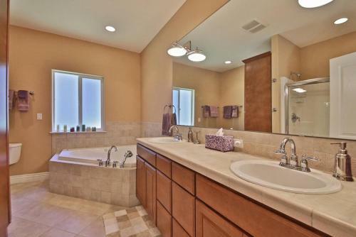 247 - Bells Ridge Retreat