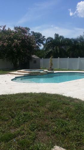 Largo House Close To Beaches And Airport