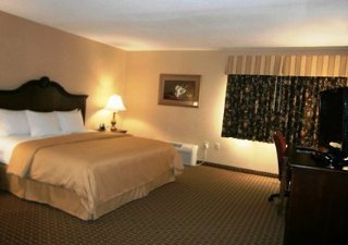 Clarion Hotel The Belle