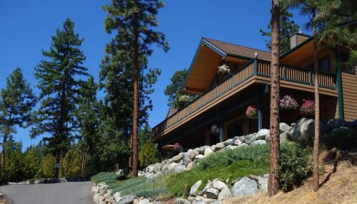 Cashmere Mountain Bed & Breakfast (adult Only)