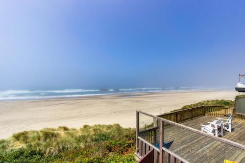 Lincoln City Beach Front Vacation Rental