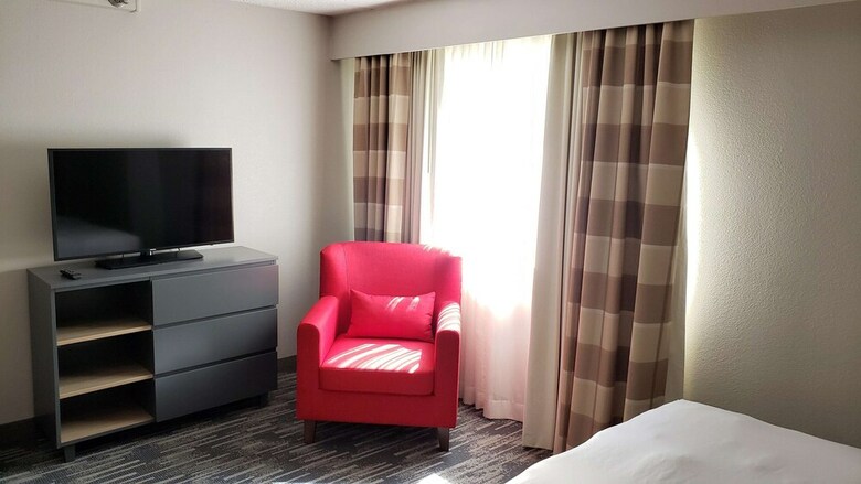 Lincoln Heights Hotel � Lincoln Airport