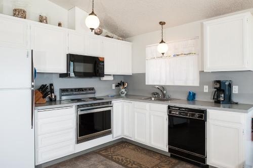 Lawton's View House 1705