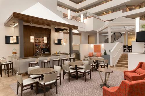 Hotel Embassy Suites Baltimore - At Bwi Airport