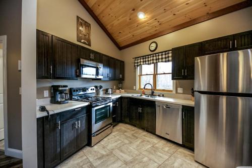 Heine Rd Cabin 15271-15315