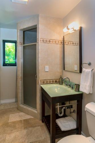 Breathtaking Spanish Villa In Hollywood Hills