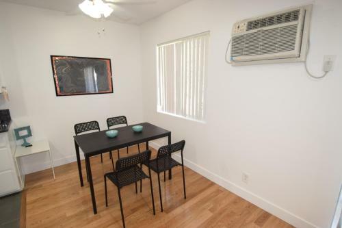 Boutique Citrus Apartments