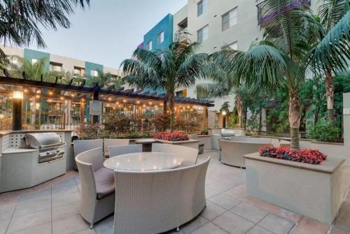 Apartamento Steps Away From Walk Of Fame