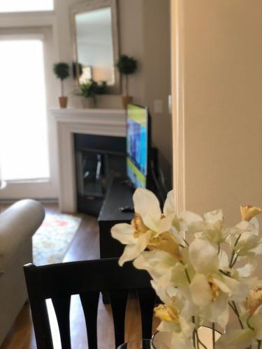 Westwood Apartment 3g84