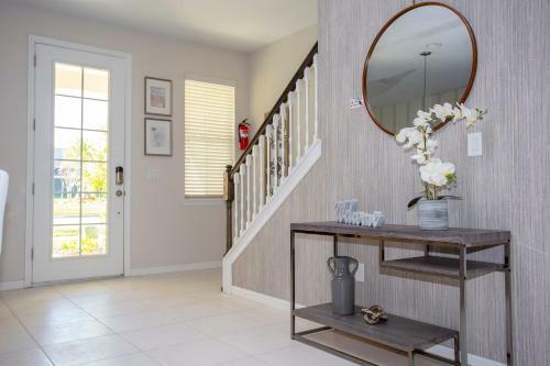 Gorgeous 3 Bd Home W/ Pool And Surf Park @ Solara Resort