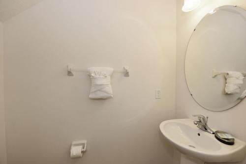 Six-bedroom Cabello Villa #421