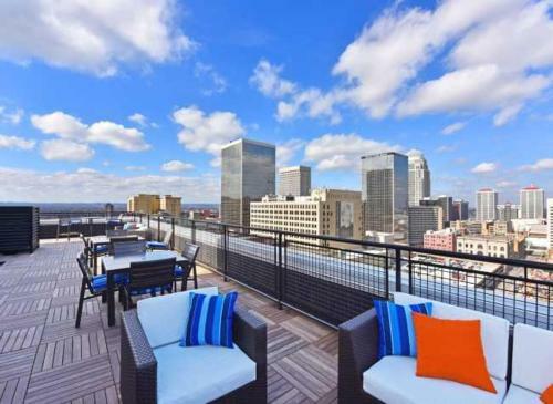 Apartamento Business Ready Modern Flat - Just Minutes From Kentucky Derby