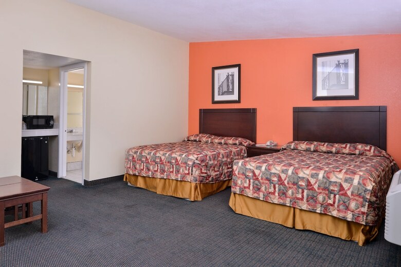 Motel Scottish Inn And Suites
