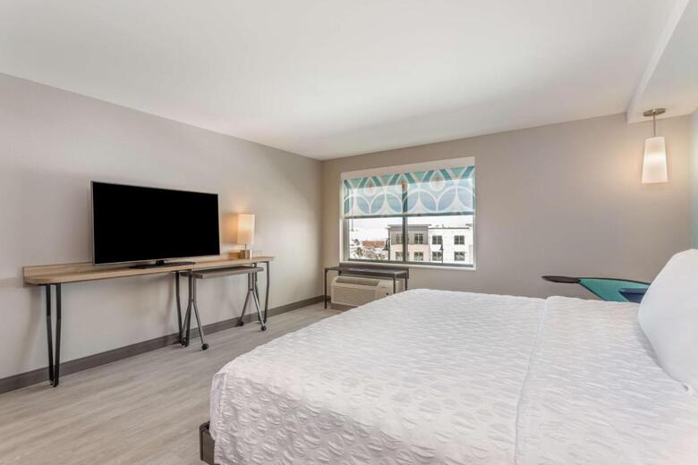 Hotel Tru By Hilton Madison West
