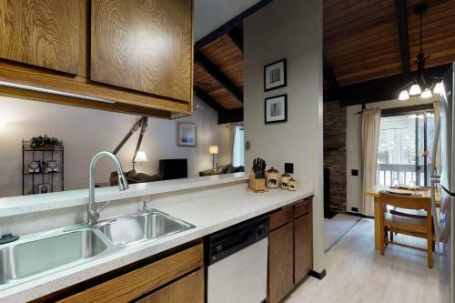 Apartamento Sunshine Village #102