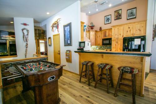 Snowcreek V #714 Townhouse