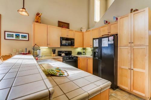 Mammoth Green Condos