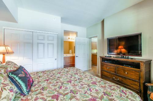 Mammoth Green Condos