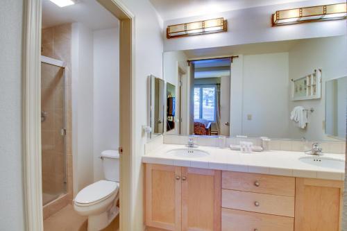 Mammoth Green Condos