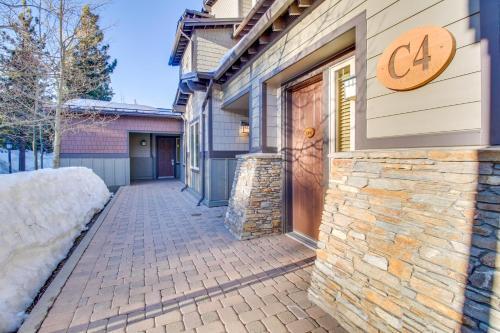 Mammoth Green Condos