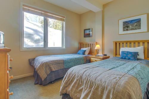 Mammoth Green Condos