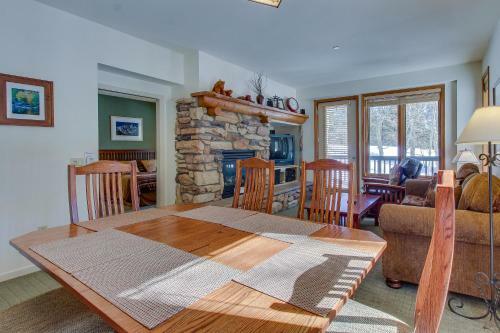 Mammoth Green Condos