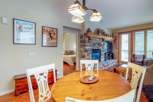 Mammoth Green Condos