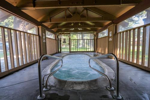Apartamento Snowcreek II #308 Condo