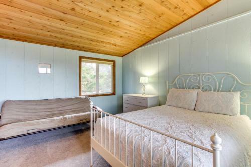Manzanita Beach Cottage