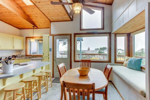 Manzanita Beach Cottage