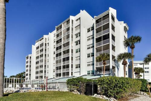 Eagle Cay Building 5-602