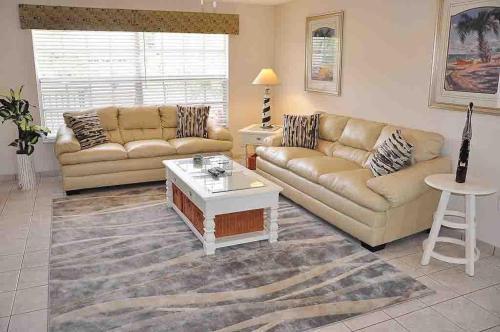 1268 Balboa Court