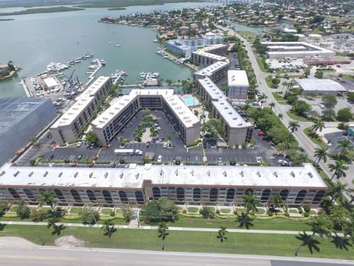 Apartamento Anglers Cove Condo #7312
