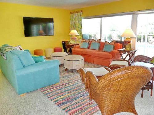 849 Buttonwood Court