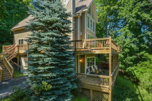 Ponte Vista Five-bedroom Holiday Home