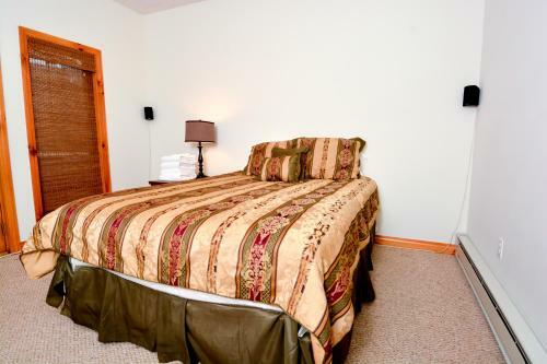Cedar Creek #14 Four-bedroom Townhome