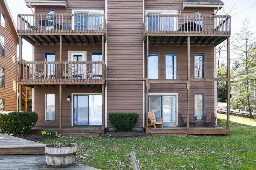3 Hartwood Village