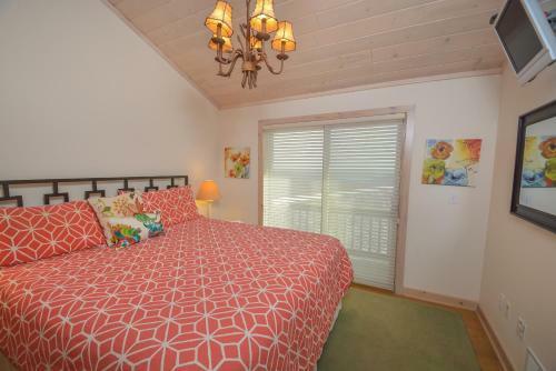 Steden Court Eight-bedroom Holiday Home