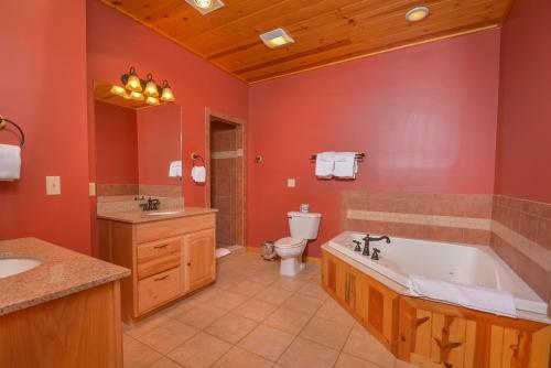 No Worries Five-bedroom Holiday Home